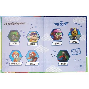 Afbeelding van Voorleesboek De Pups Redden een Satelliet PAW Patrol